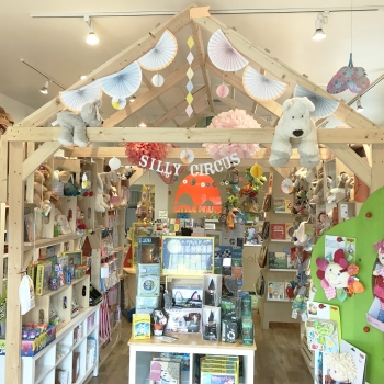 Little Pnuts Toy Shoppe